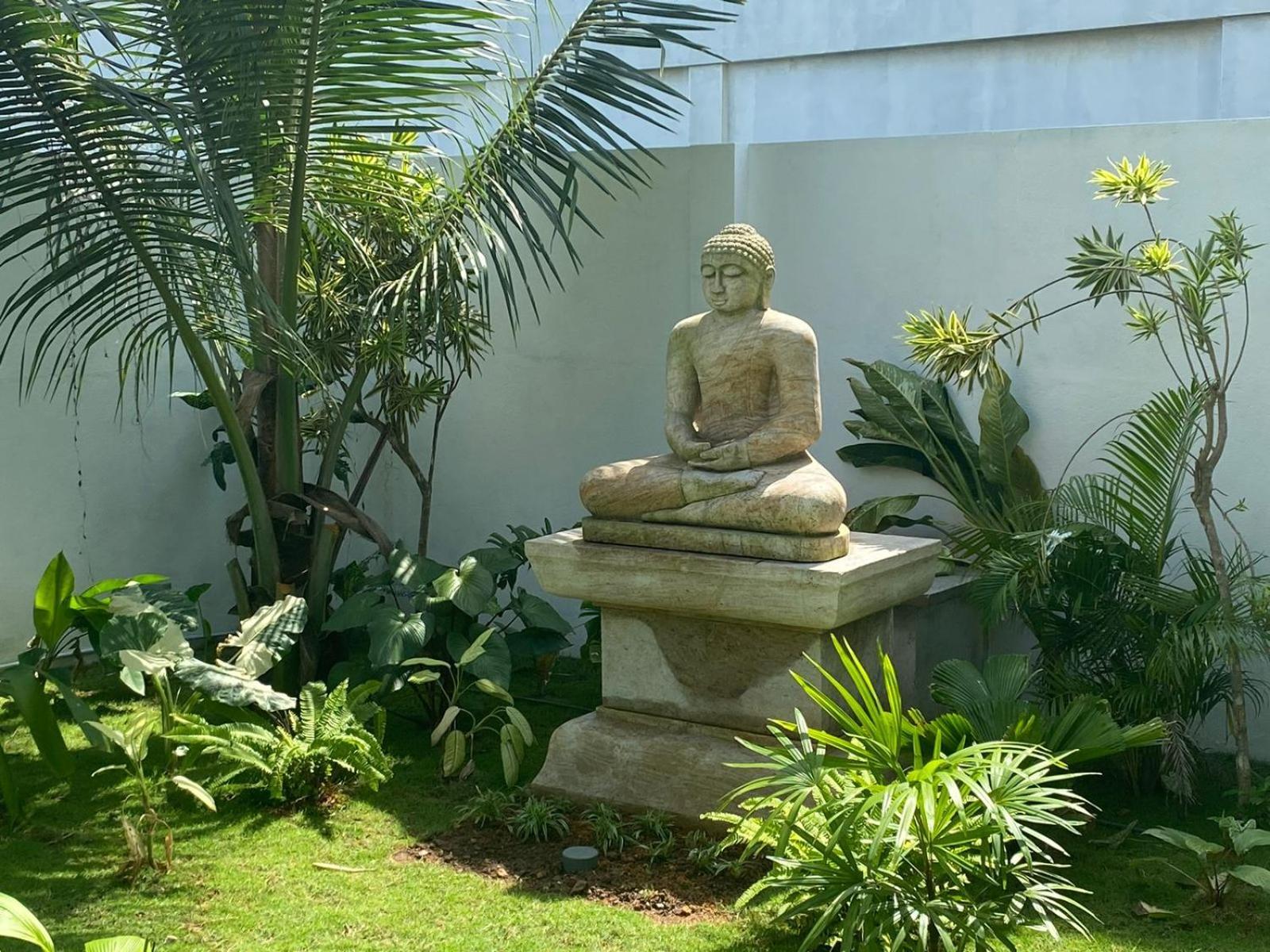 Sea Star Boutique Hotel Hikkaduwa Exterior photo